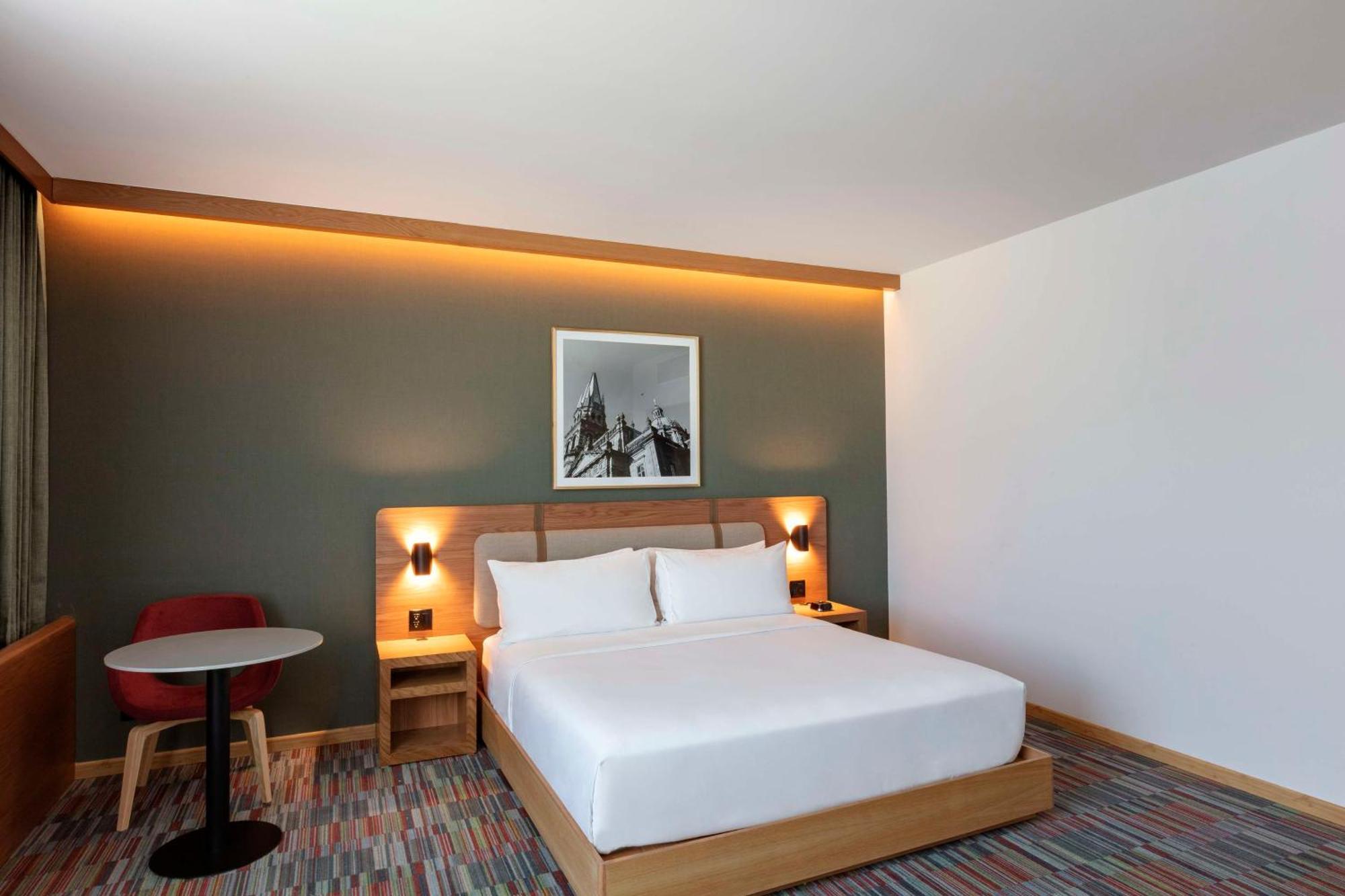 Hilton Garden Inn Guadalajara Airport El Zapote  Bagian luar foto