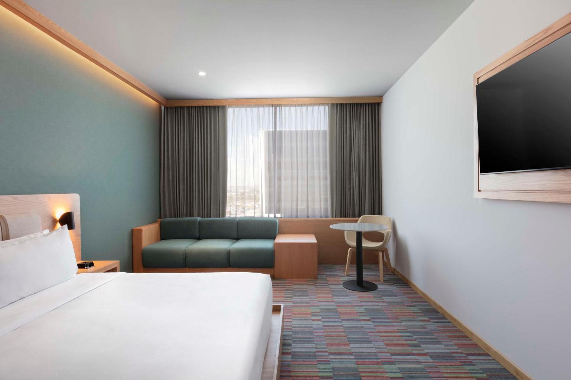 Hilton Garden Inn Guadalajara Airport El Zapote  Bagian luar foto