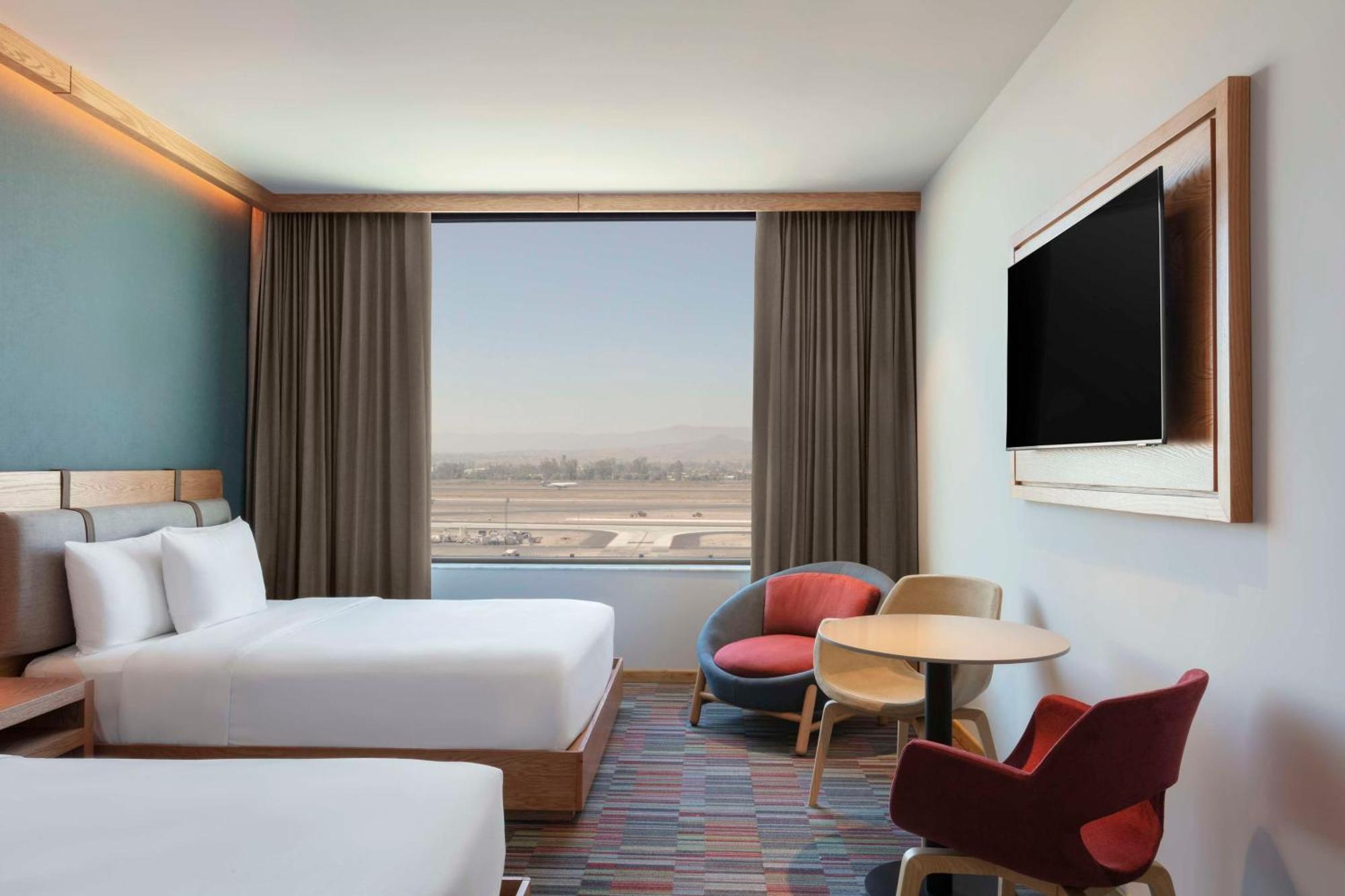 Hilton Garden Inn Guadalajara Airport El Zapote  Bagian luar foto